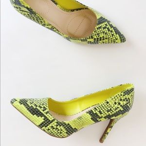 Mo Neon Yellow Snake Pointed-Toe Pumps - Worn once
